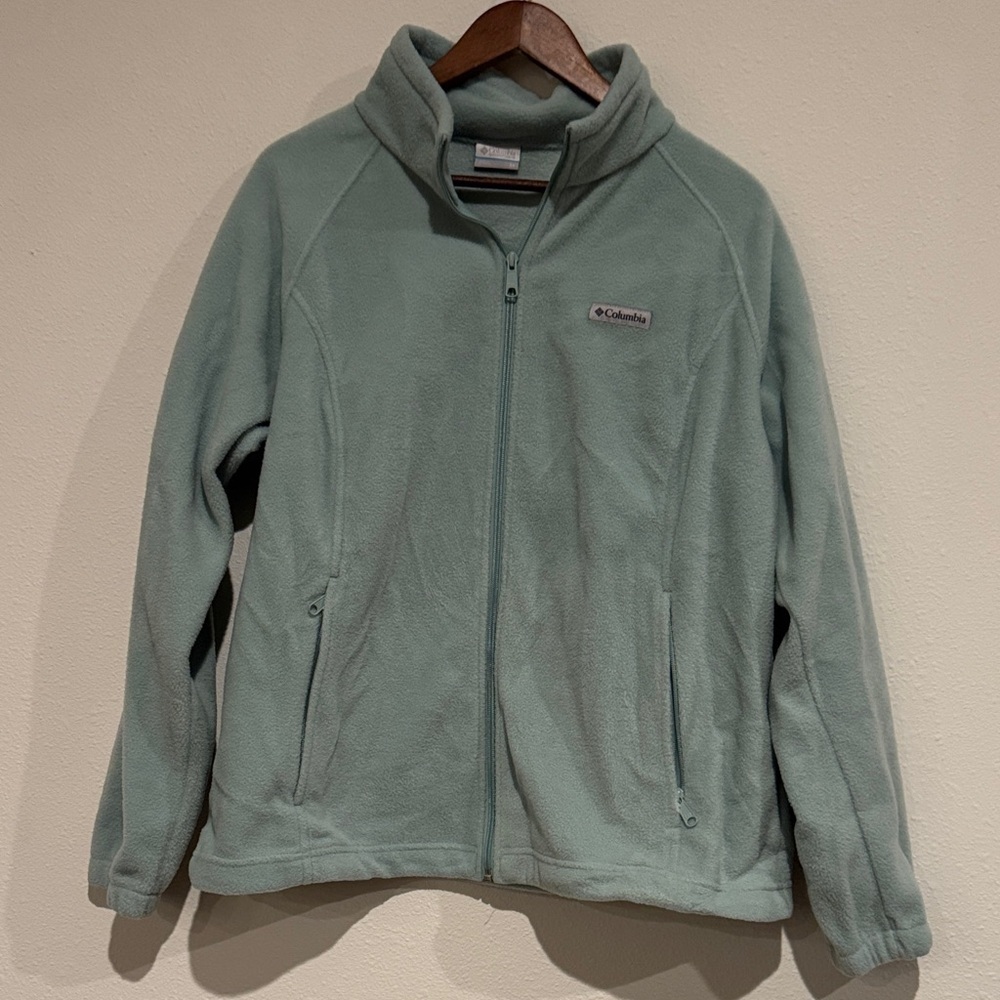 Columbia Women's Light Green Fleece Jacket
